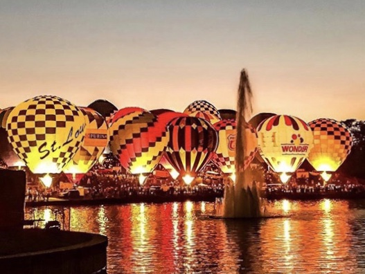 Balloon glow on Art Hill